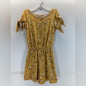 Love Maddie Mustard Yellow Floral Romper |‎ Size 10 🌼